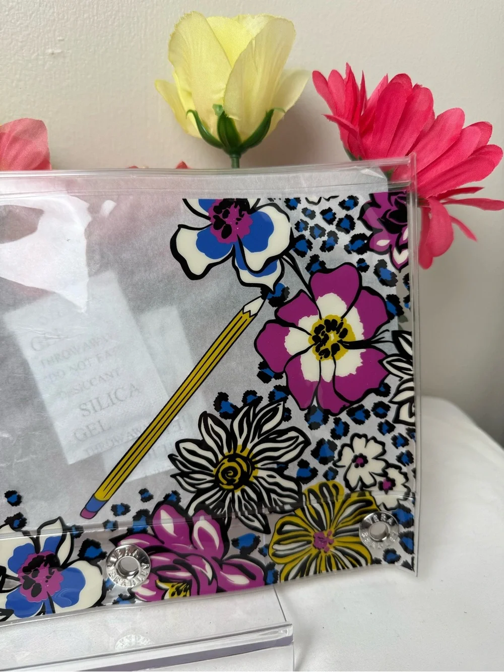 NWT Vera Bradley African Violet 3 Ring Pencil Pouch Retired Pattern Clear Case